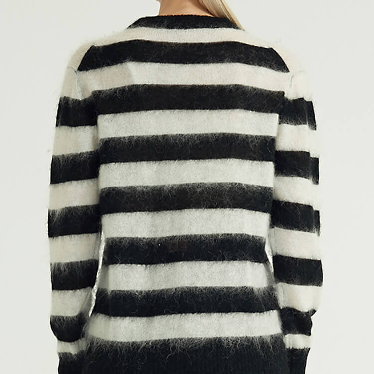 Pull en mohair rayé personnalisé à manches longues et col rond pour femmes 