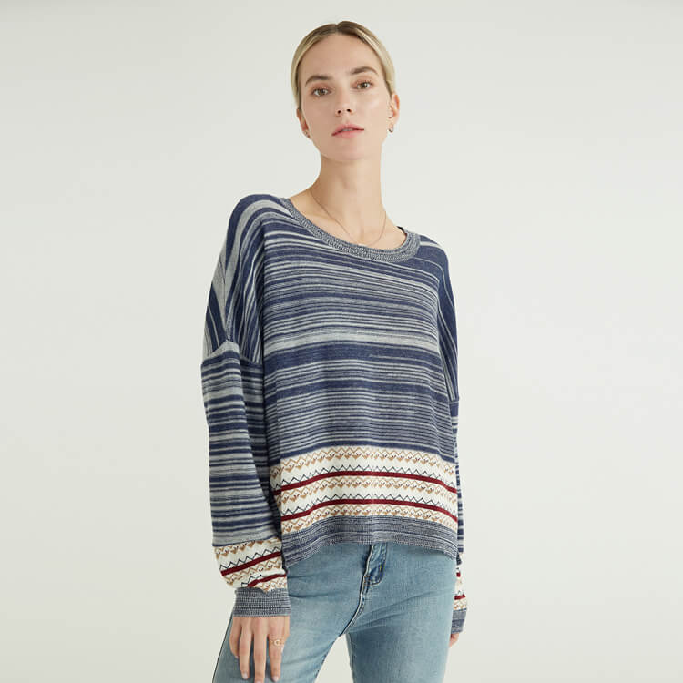 Pull tricoté simple et confortable à rayures pour femmes