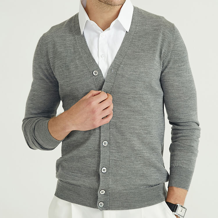 Chandail cardigan en pure laine mérinos 100 gris classique pour homme personnalisé avec bouton