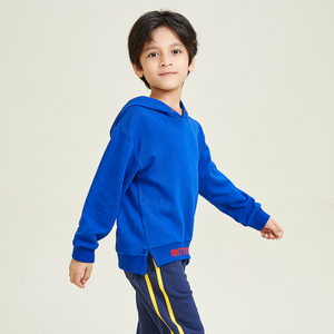 Sweat-shirt à capuche avec ourlet bleu pour garçons