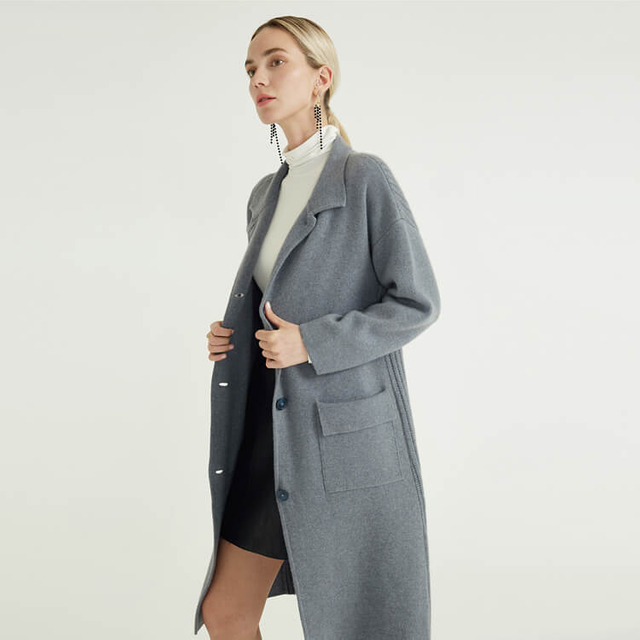 Trench-coat tricoté gris pour femmes de style nouveau et simple de qualité supérieure pour femmes