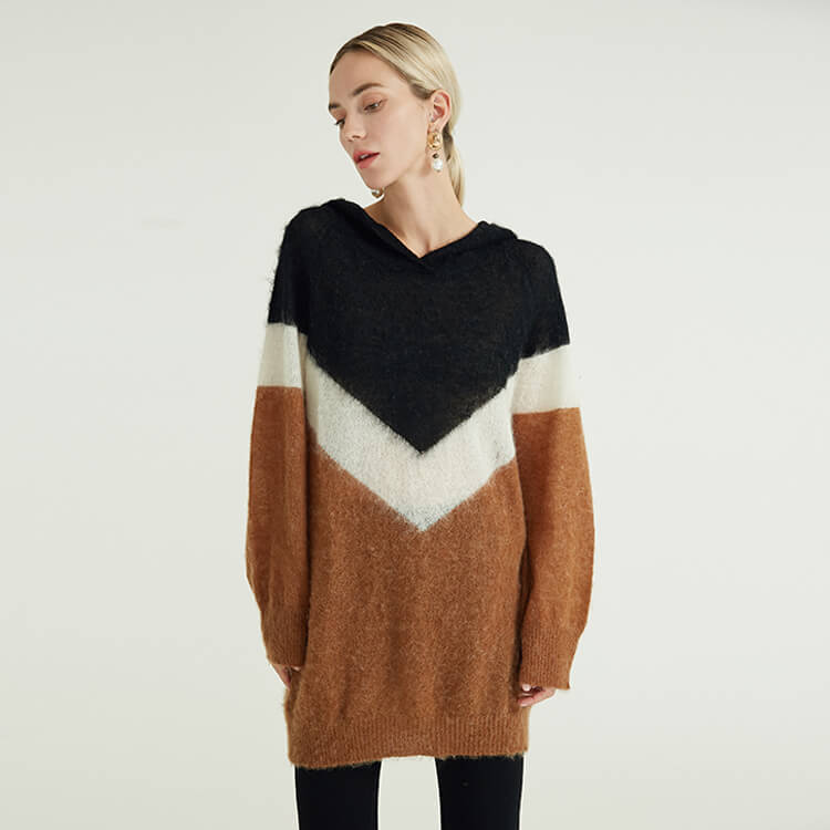 Pull en laine d'hiver en tricot classique à capuche pour femme