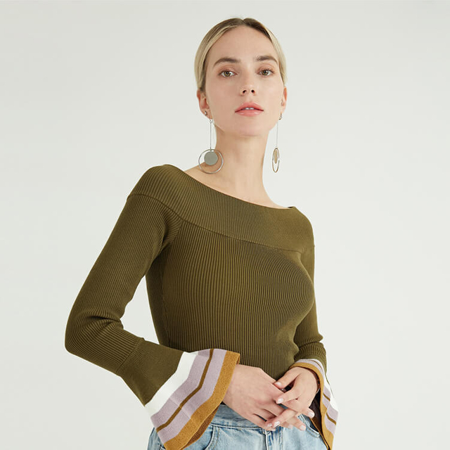 Pull en laine tricoté en cachemire à col classique et à manches évasées pour femme