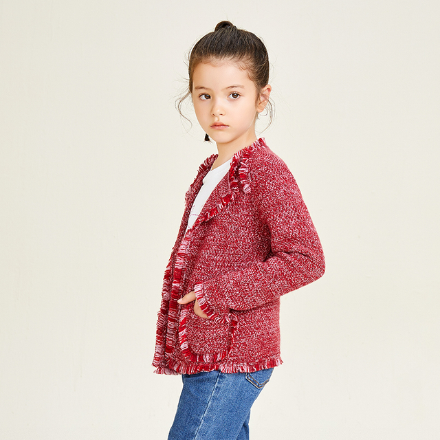 Petit cardigan pour filles en tricot à manches longues au design classique rouge parfumé